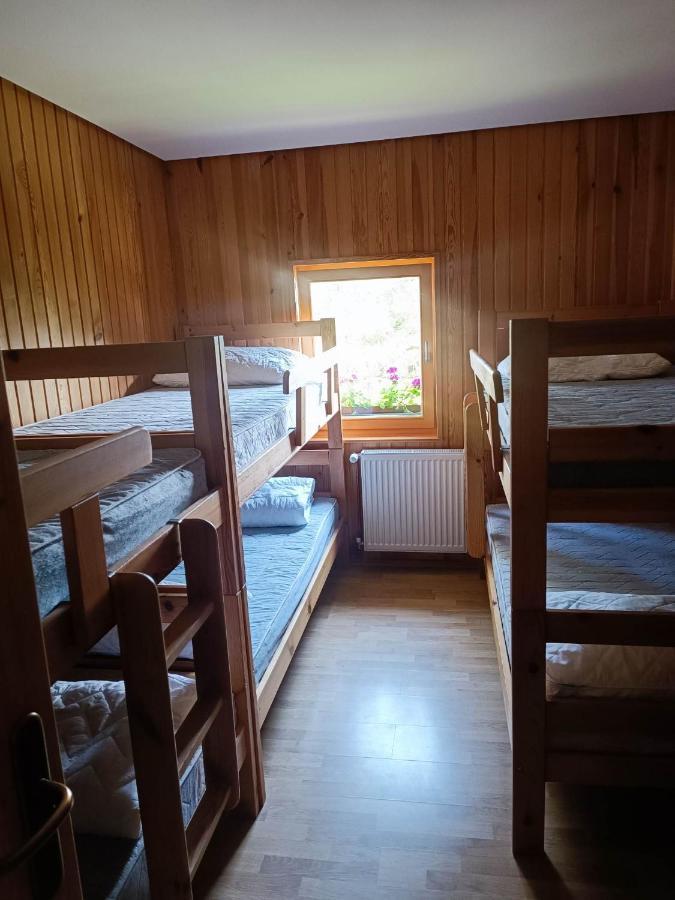Valvasorjev Dom Pod Stolom Hostel Zirovnica Luaran gambar